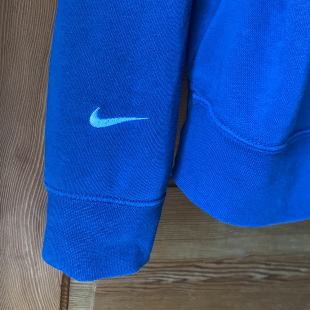 Nike Sweatshirt - Picture 3 of 8